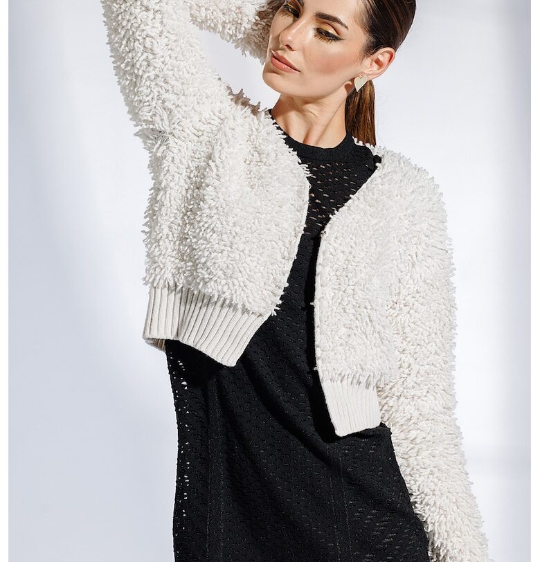 Мъхеста вълнена жилетка Icon - Крем Laneria