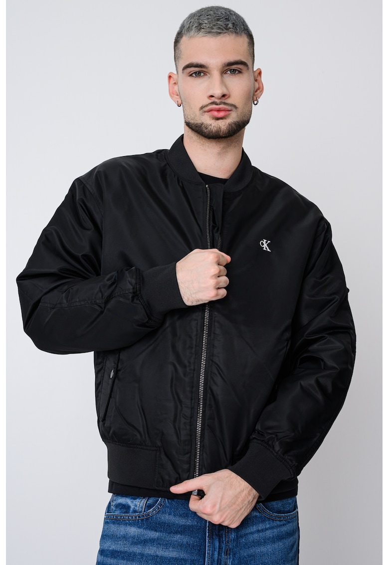 Непромокаемо яке бомбър с лого - Черен CALVIN KLEIN JEANS