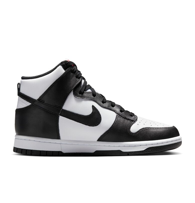 Обувки  W Nike Dunk High Panda - естествена кожа - бяло/черно - 43 EU 3037 Nike
