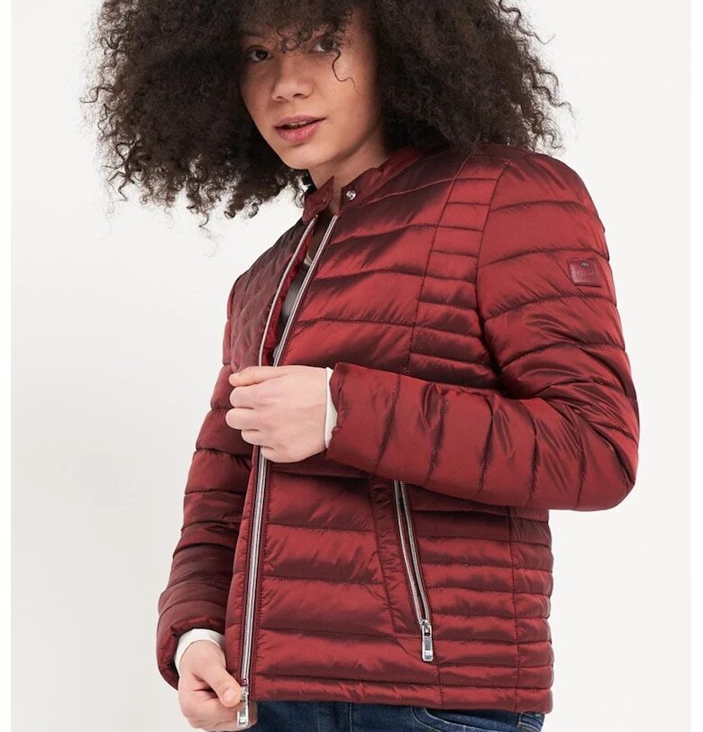 Олекотено капитонирано яке - Тъмночервен Timeout