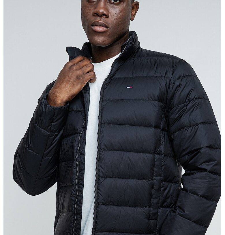 Олекотено яке с лого и пухена вата - Черен Tommy Jeans