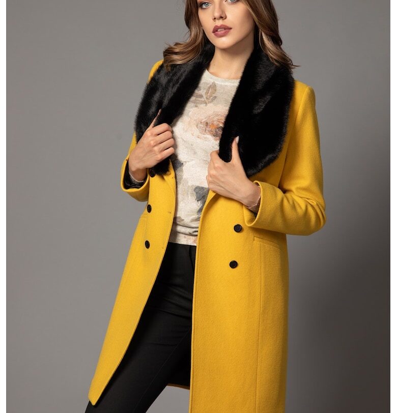 Палто от вълна с яка от изкуствена кожа DiKa