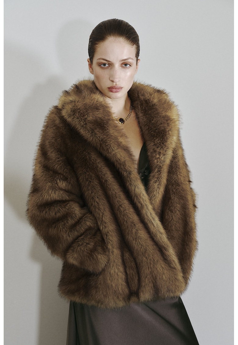 Палто от еко пух с широки ревери - Светлокафяв Mango