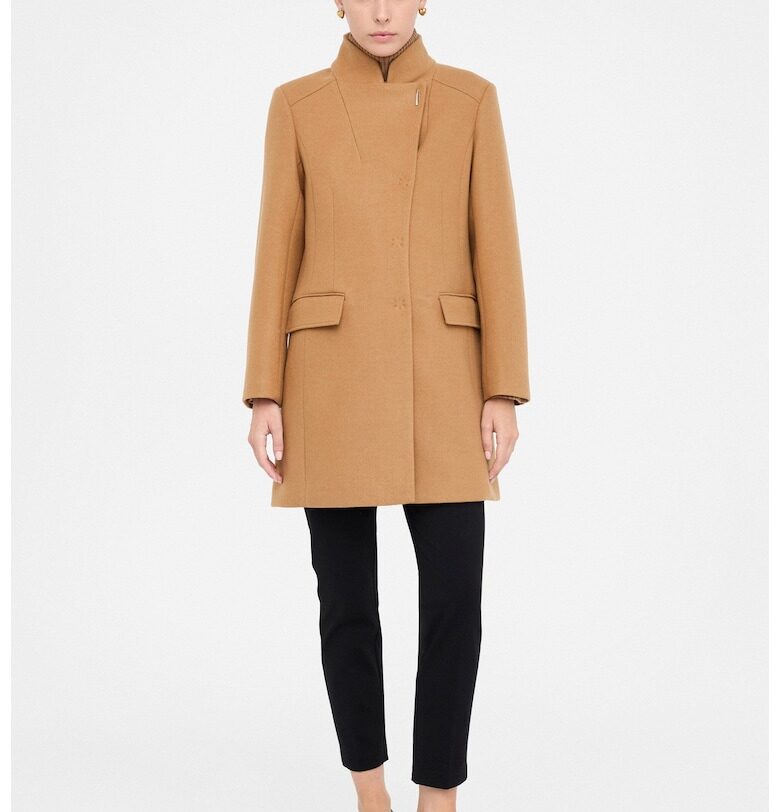 Палто с висока яка - Бежов Liu Jo