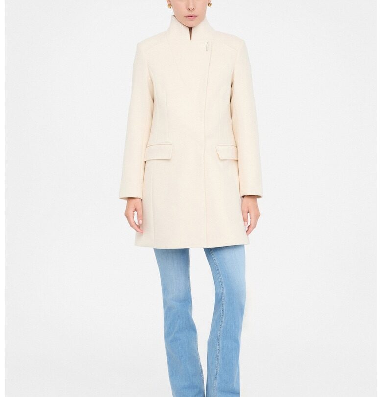 Палто с висока яка - Крем Liu Jo
