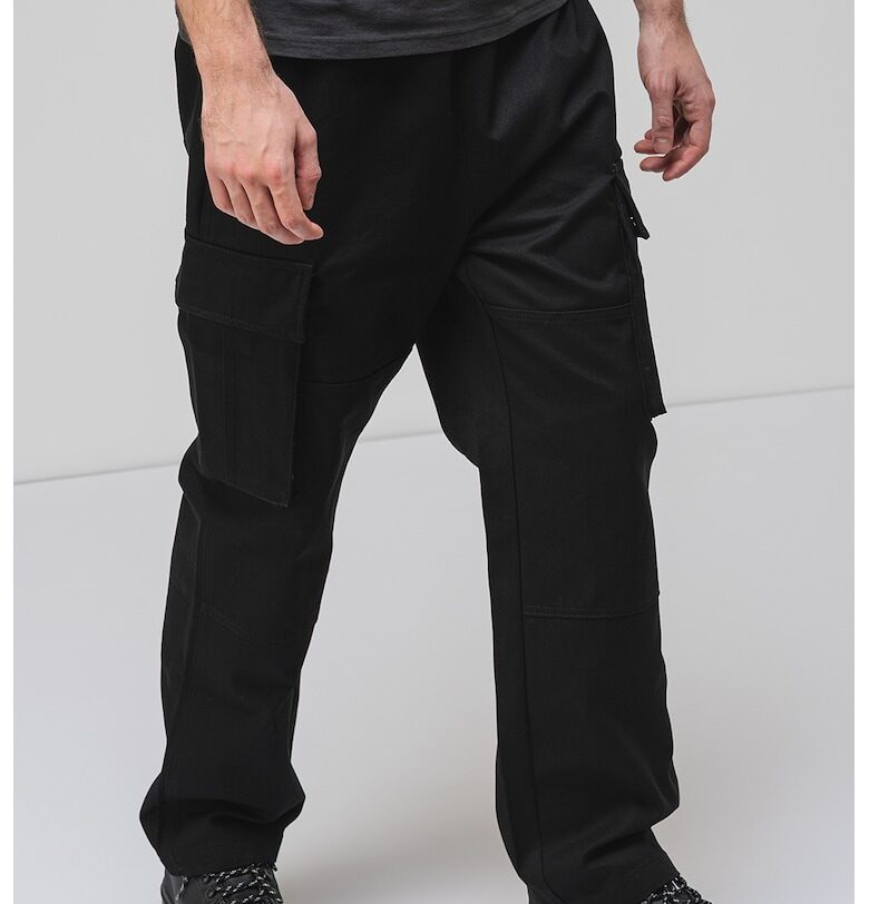 Памучен карго панталон - Черен New Era