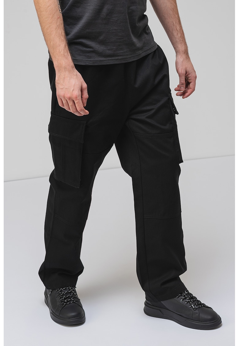 Памучен карго панталон - Черен New Era