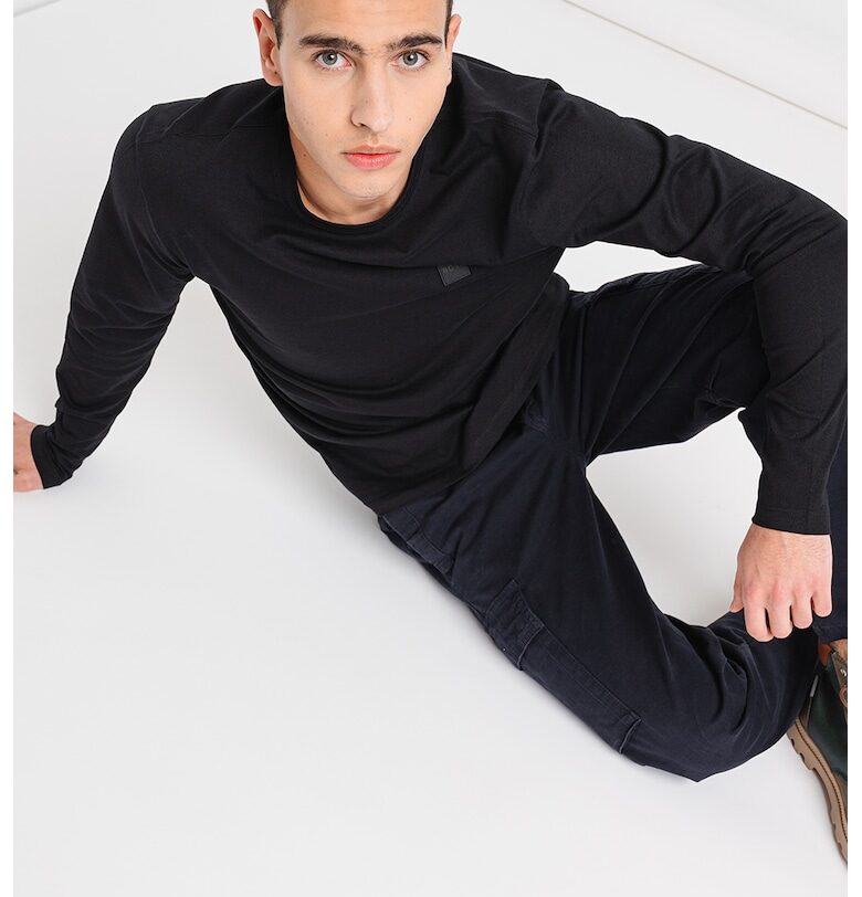 Памучна блуза Tacks с пришито лого - Черен BOSS