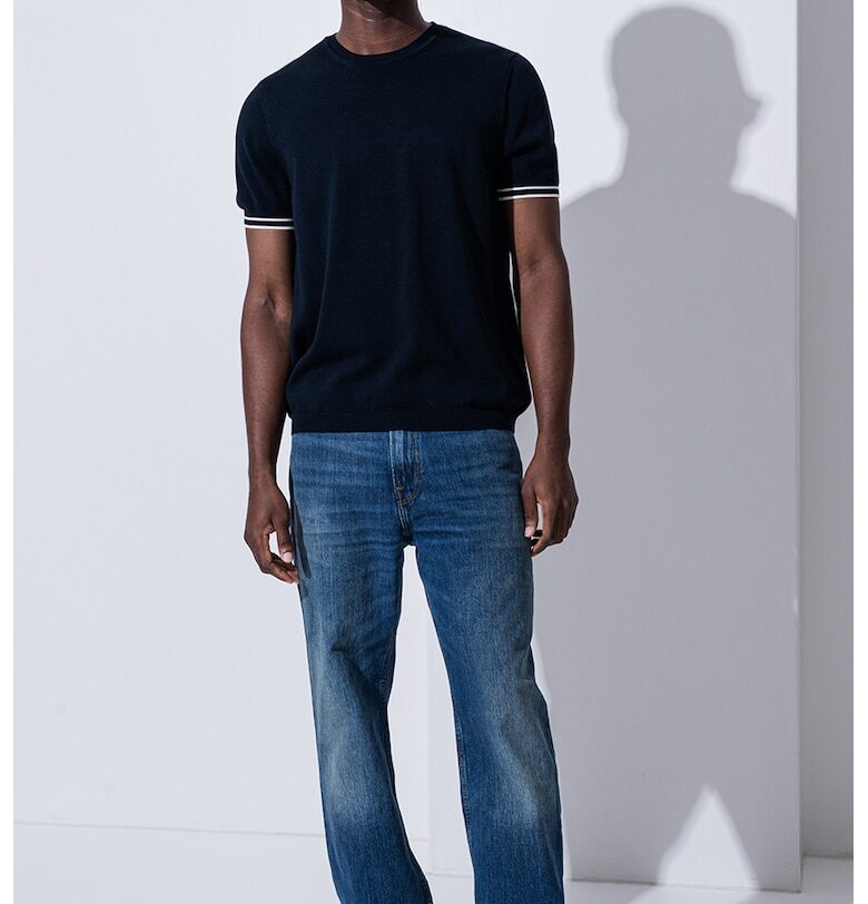 Памучна тениска с овално деколте - Мръснобял/Тъмносин Tommy Hilfiger