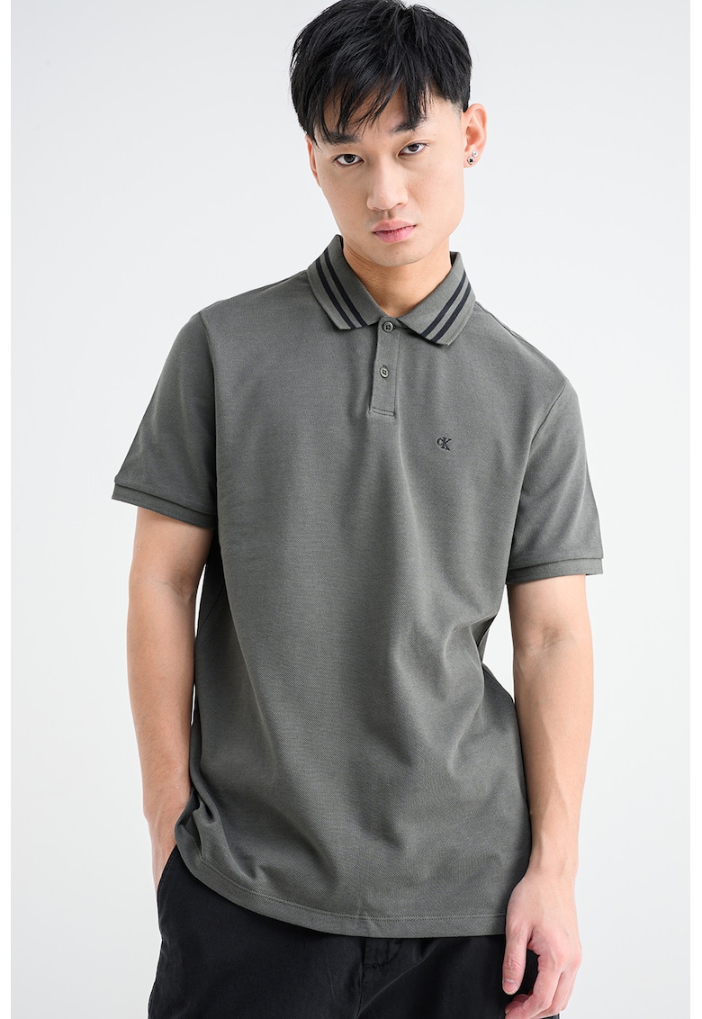 Памучна тениска с яка - Бял/Каки CALVIN KLEIN JEANS