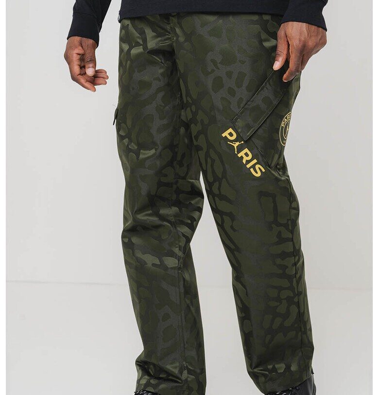 Панталон с еластична талия и принт - Бледожълт/Бледо каки/Аква зелено Nike