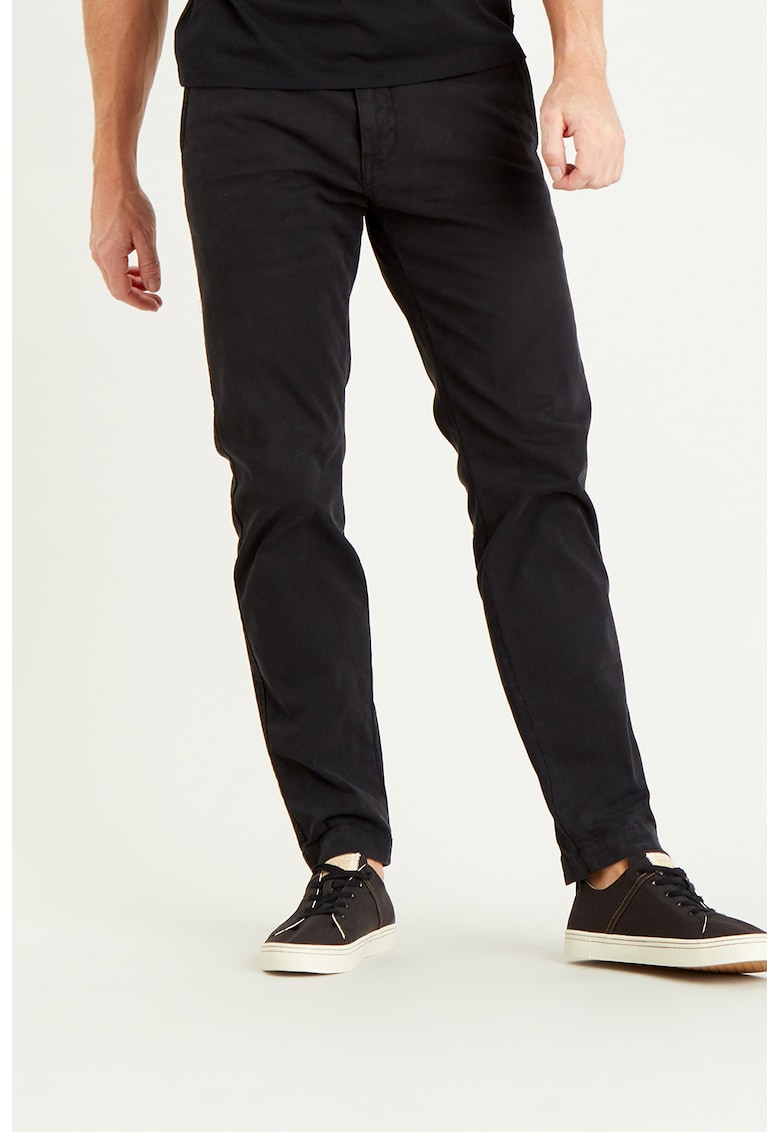 Панталон чино със скосени крачоли - Черен Levis