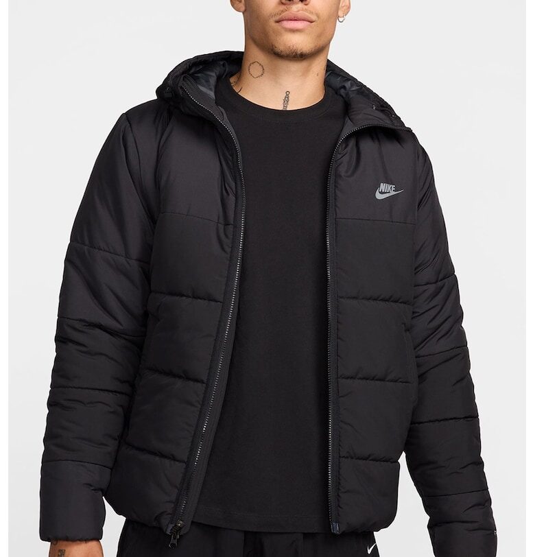 Подплатено зимно яке с качулка - Черен Nike