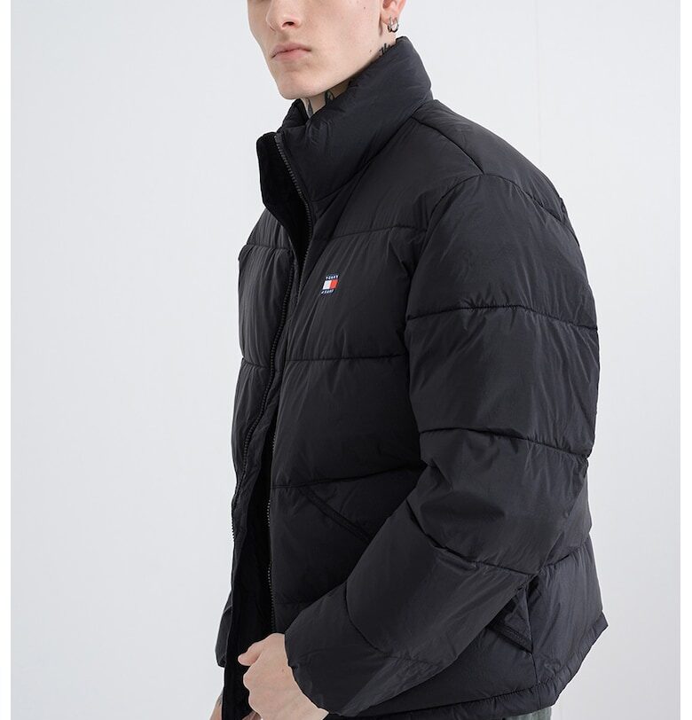 Подплатено зимно яке с лого - Черен Tommy Jeans