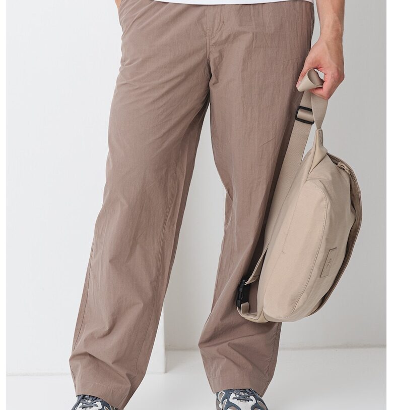 Прав панталон с еластична талия - Сиво-кафяв CALVIN KLEIN JEANS