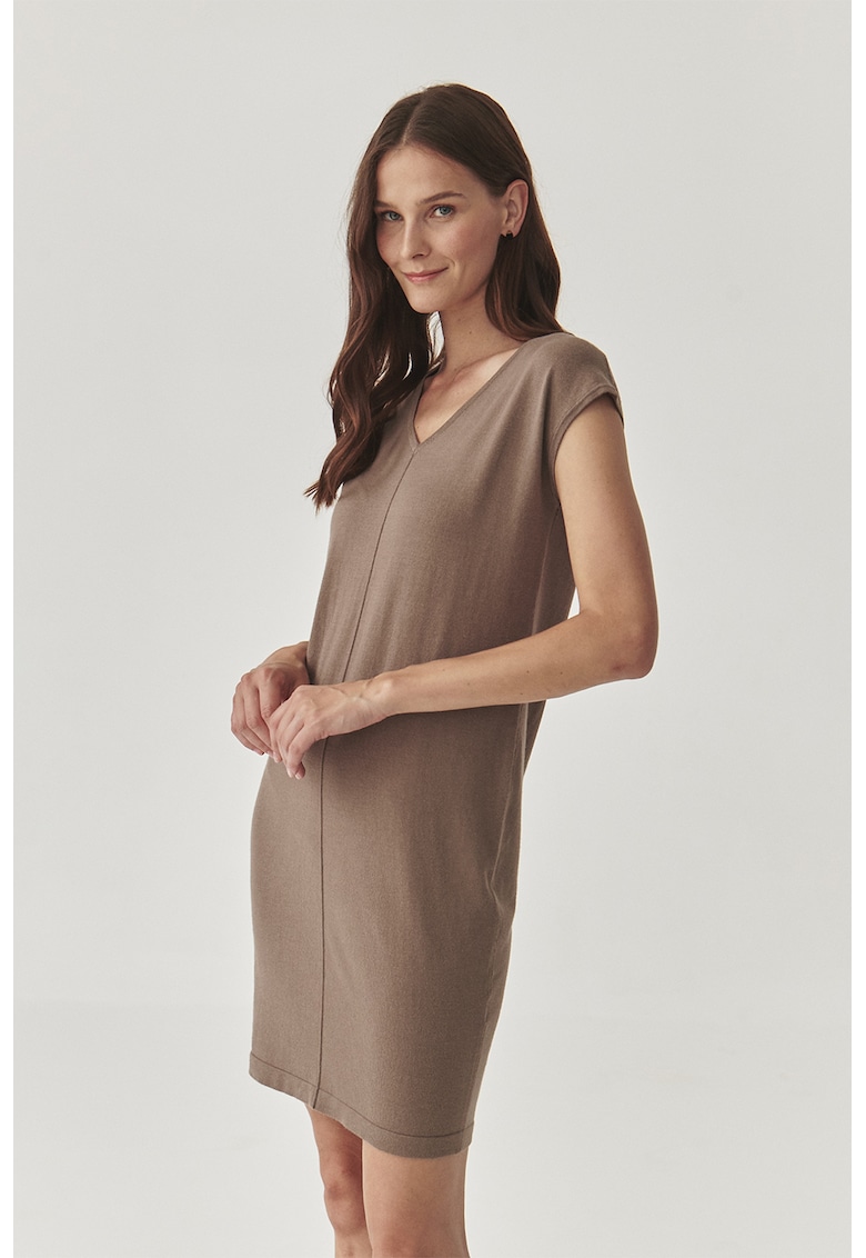 Права шпиц рокля - Тъмнокафяв Tatuum