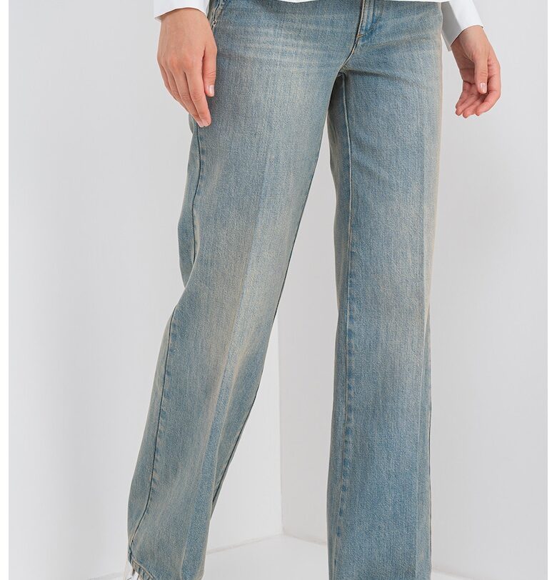 Прави дънки - Прашно синьо MaxCo