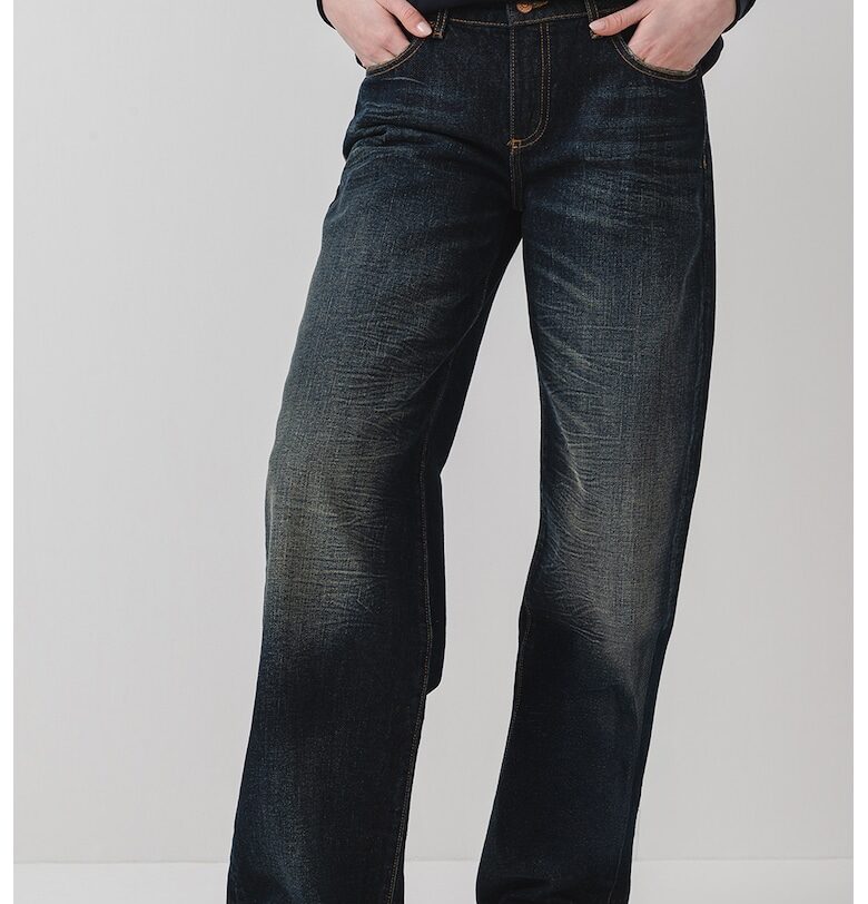 Прави дънки - Тъмносин ARMANI EXCHANGE