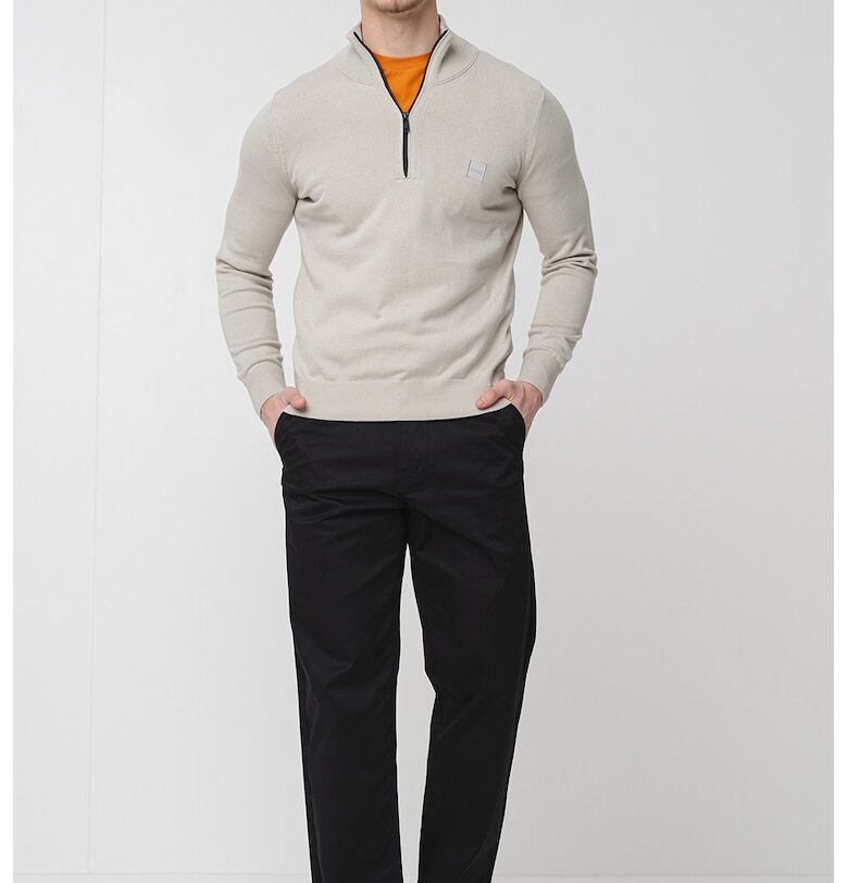 Пуловер Kanobix с къс цип и висока яка - Бледозелен BOSS