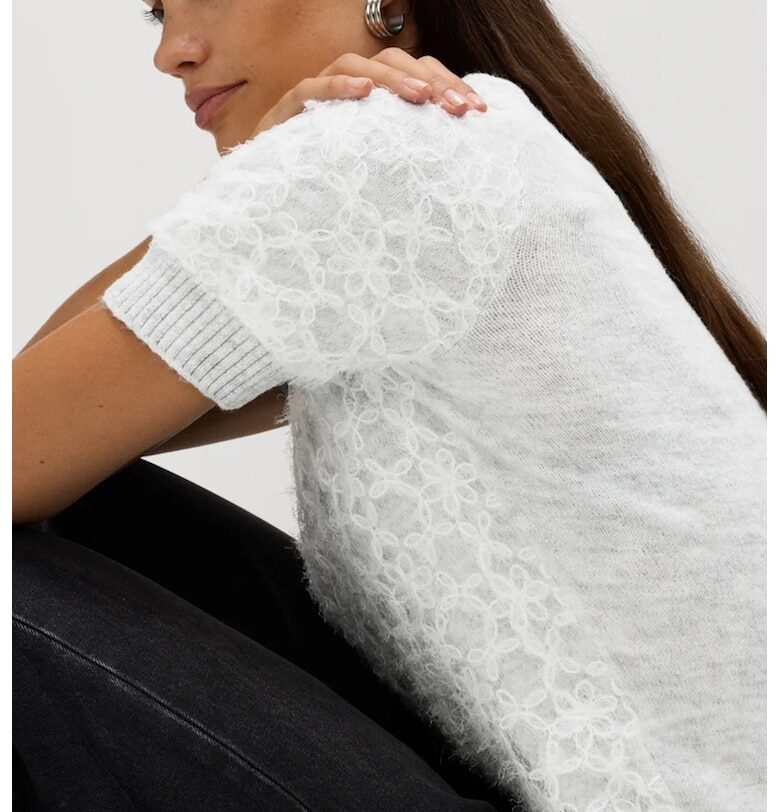 Пуловер с вълна с дантела - Бял/Светлосив меланж Marks  Spencer