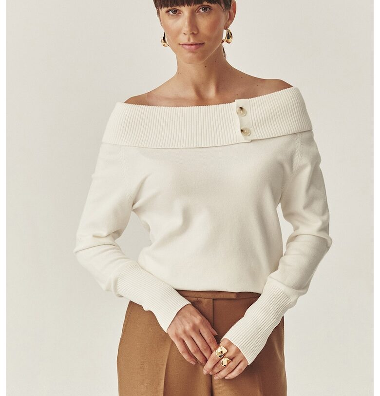 Пуловер с голи рамене - Мръснобял Tatuum