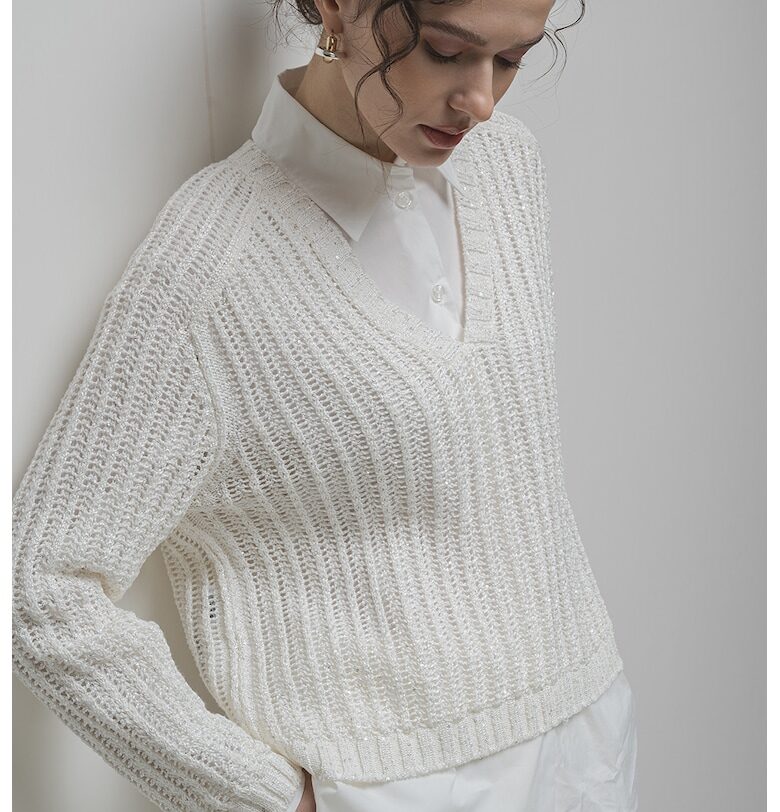 Пуловер с шпиц - Бял Stefanel