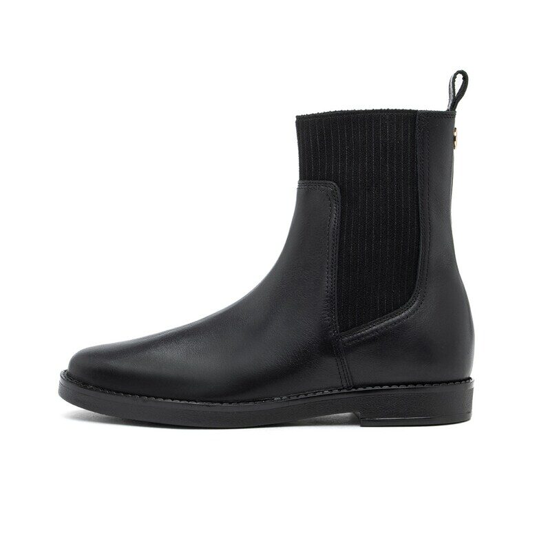 Равни боти Chelsea - Черен RYLKO