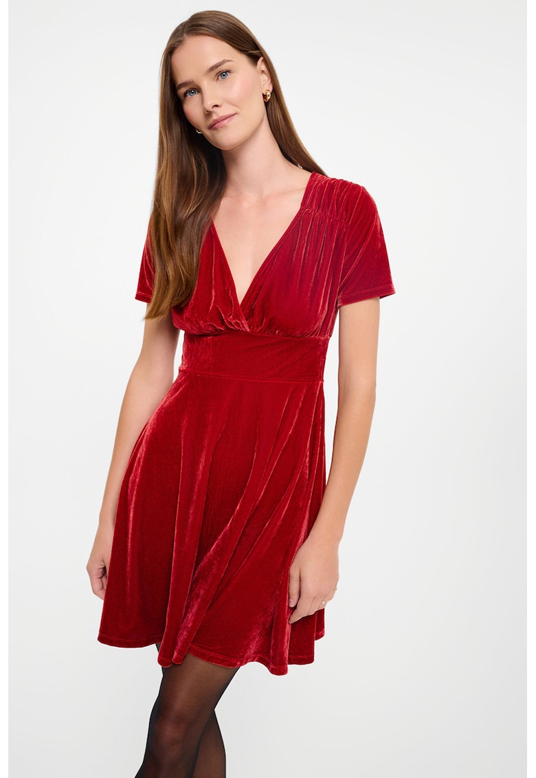 Разкроена къса рокля с кадифен ефект - Червен GreenPoint