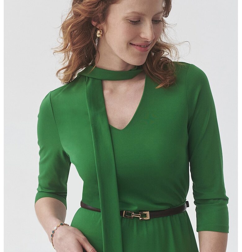 Разкроена рокля - Зелени аспержи Tatuum