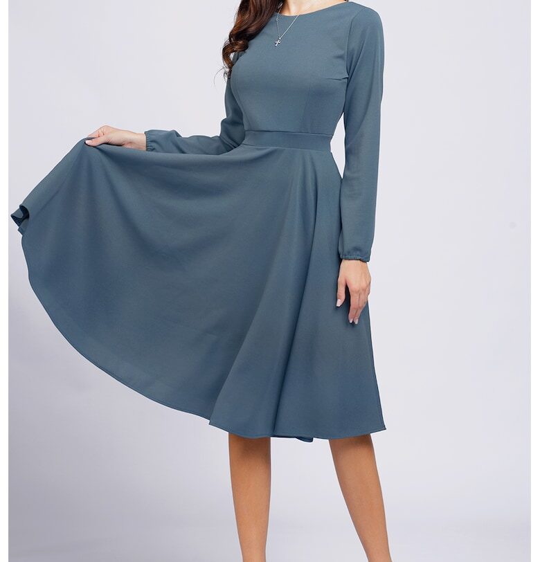 Разкроена рокля с деколте тип лодка - Прашно синьо CAMISSI