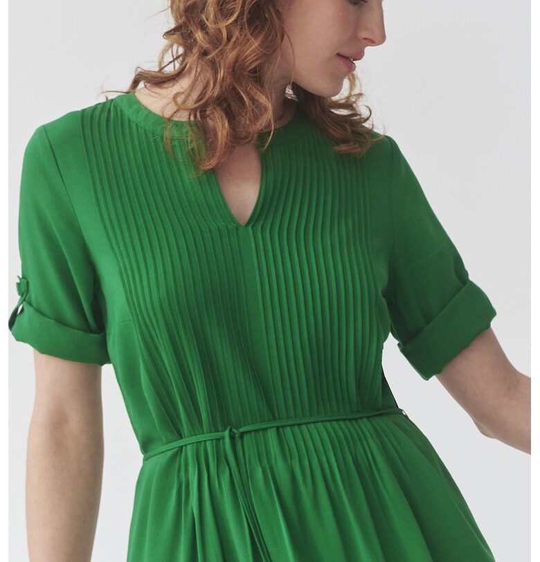 Разкроена рокля с колан - Зелен Tatuum