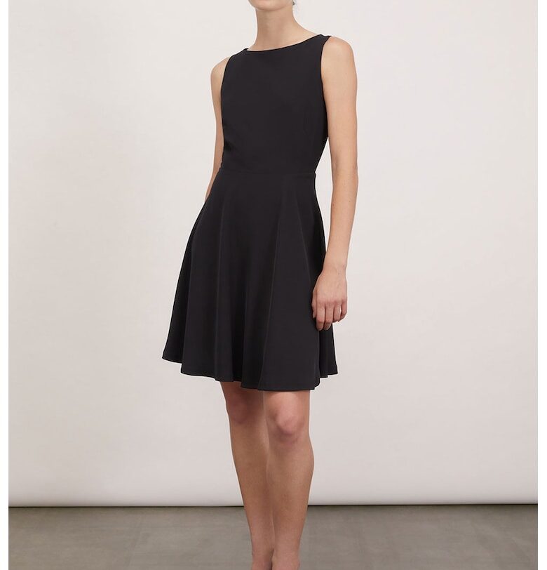 Разкроена рокля с овално деколте - Черен Motivi