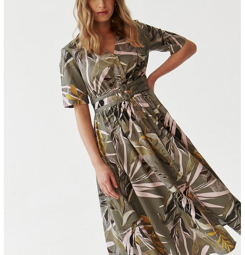 Разкроена рокля с принт - Бял/Папратово зелено Tatuum