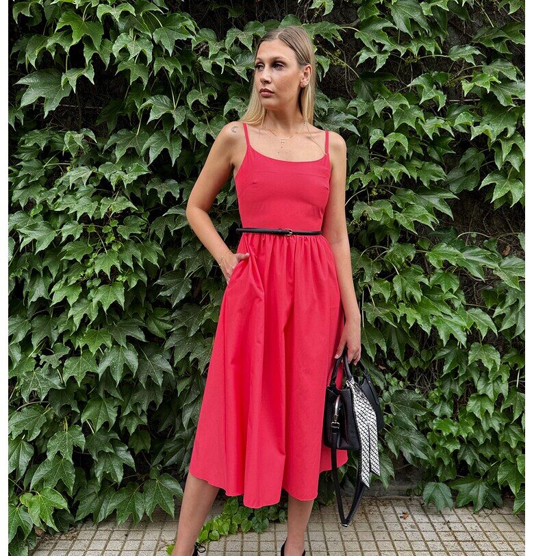 Разкроена рокля с тънък колан - Корал Couture de Marie