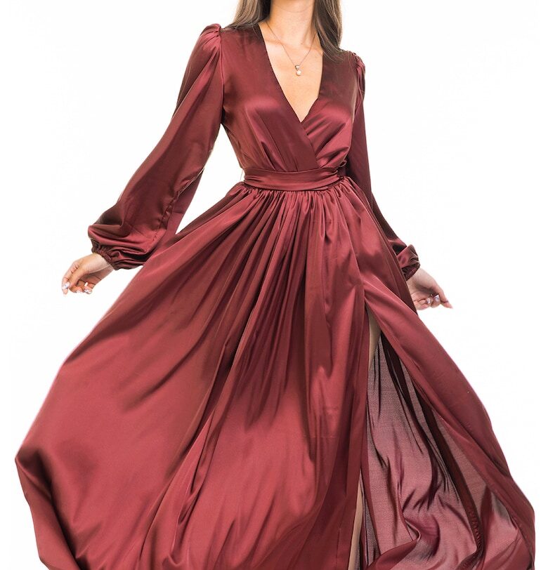 Разкроена рокля със застъпено деколте и шлиц - Бордо CAMISSI