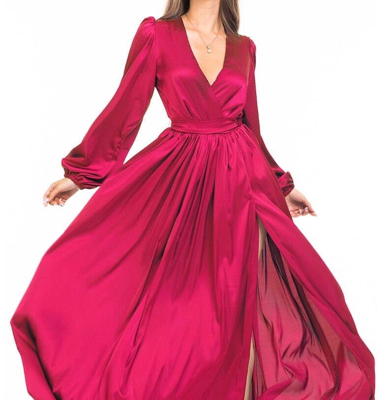 Разкроена рокля със застъпено деколте и шлиц - Яркорозово CAMISSI