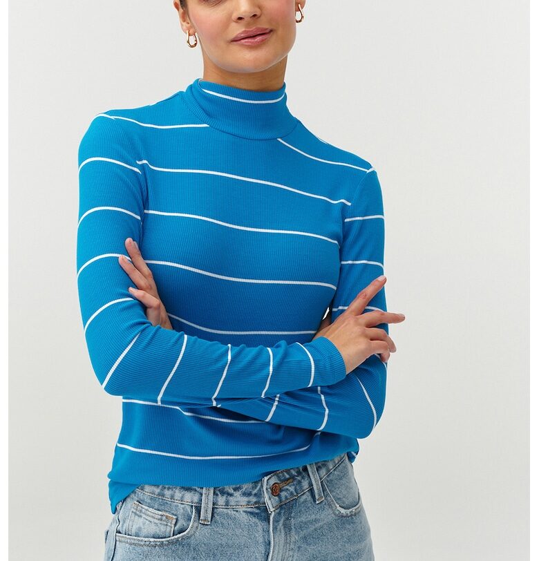 Раирана блуза с рипс - Бял/Син Tatuum