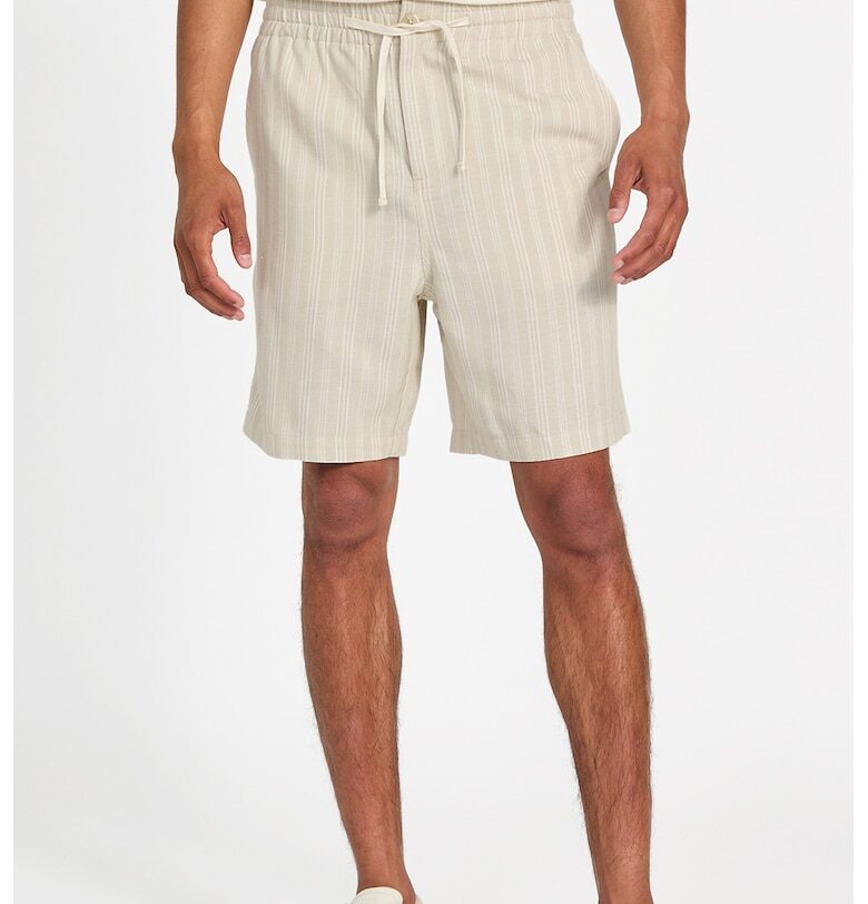 Раирани бермуди с регулируема талия GUESS