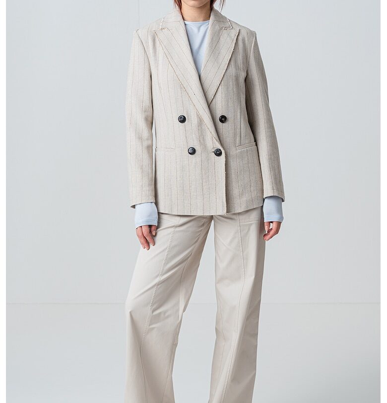 Раирано сако с памук - Светло бежово MaxCo