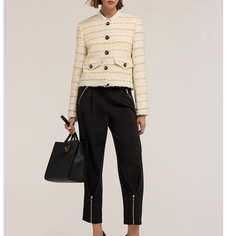 Раирано яке от туид - Светло бежово Motivi