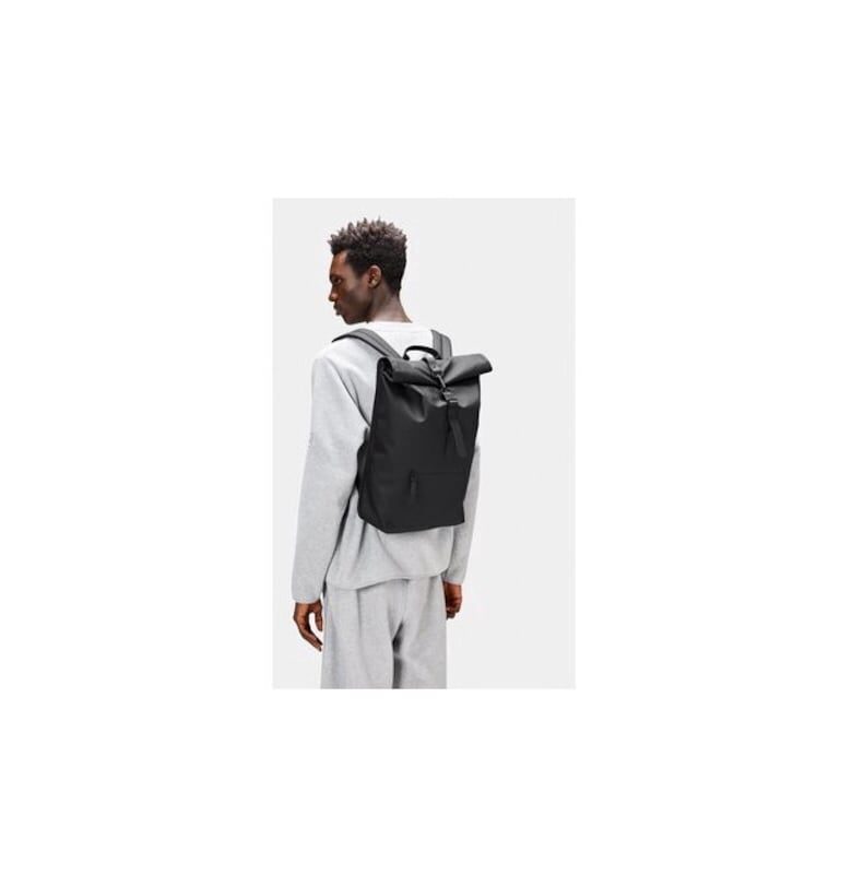 Раница  Rolltop W3 13320 - черна - пластмасов материал Rains