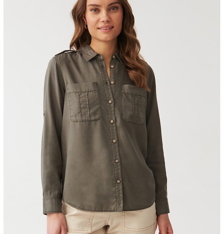 Риза от лиосел Korsana с джобове на гърдите - Каки Tatuum