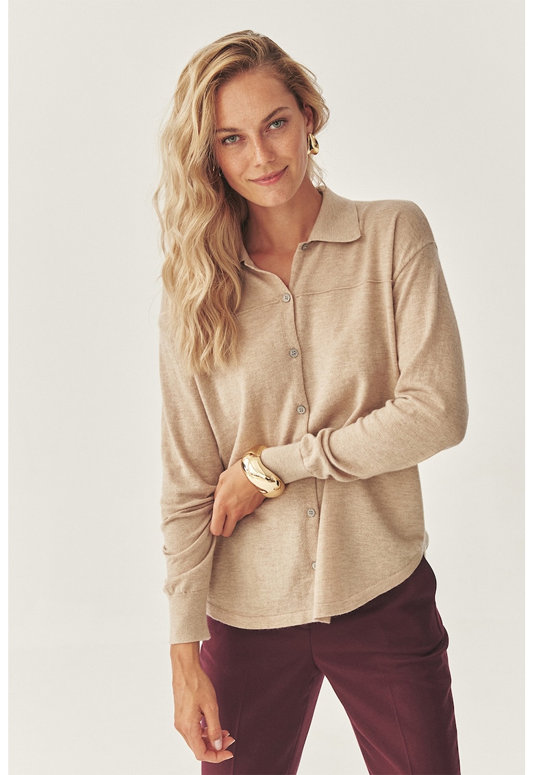 Риза с вълна с яка - Бежов Tatuum