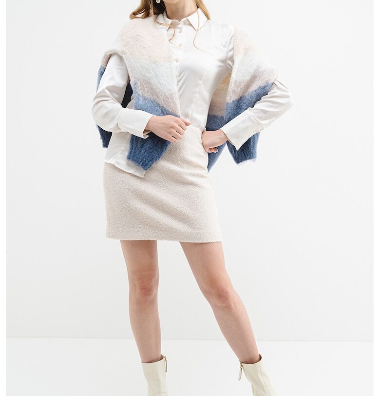 Риза с копчета на яката - Крем GUESS