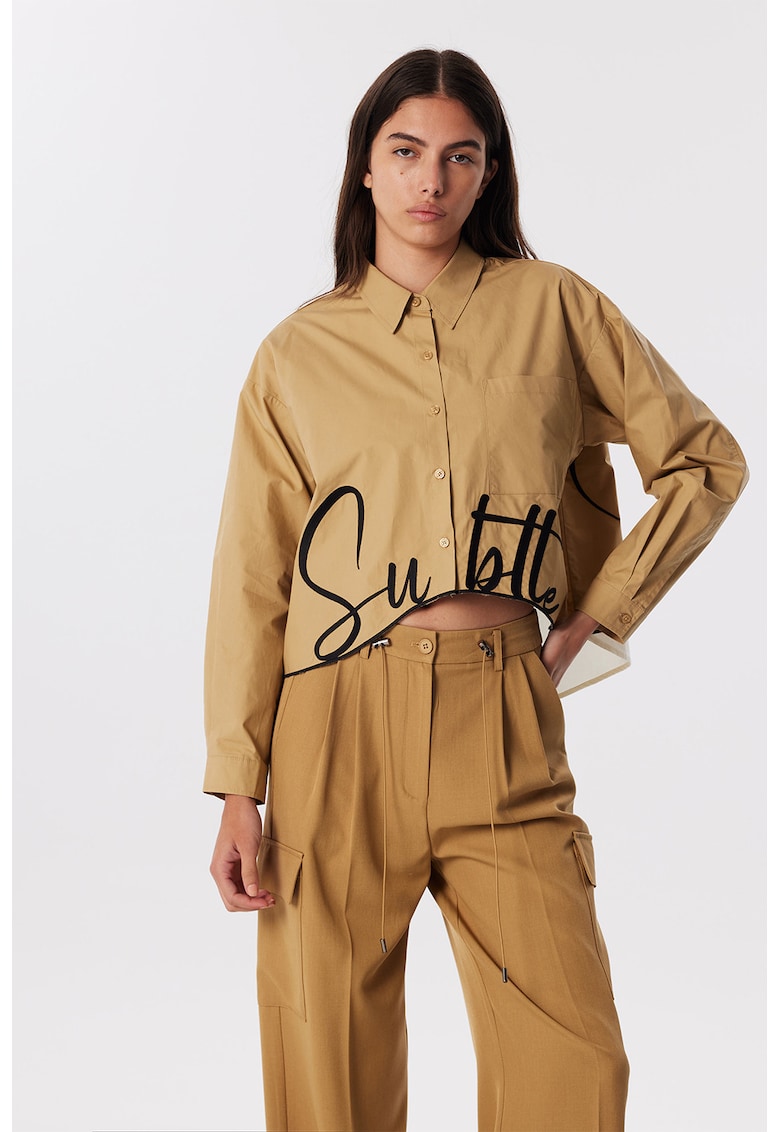 Риза с надпис - Черен/Камел TWIST