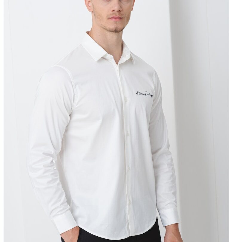 Риза със стандартна кройка и бродирано лого - Бял ARMANI EXCHANGE