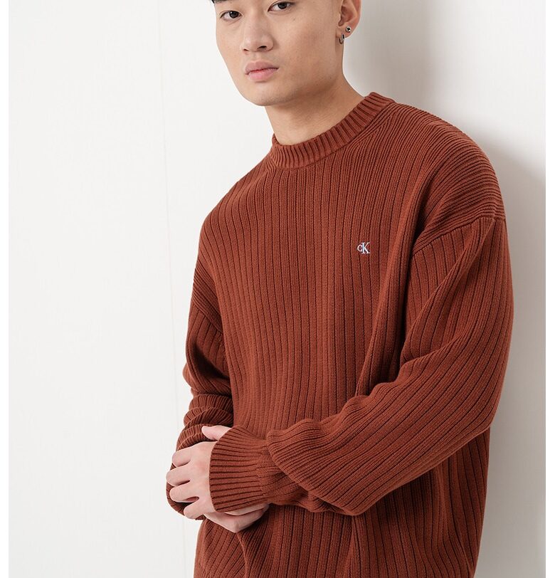 Рипсен пуловер с лого - Канелено кафяво CALVIN KLEIN JEANS