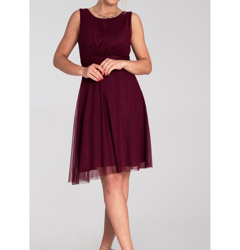 Рокля  елегантна - нисък гръб - мрежеста материя - бордо - размер SM Figl