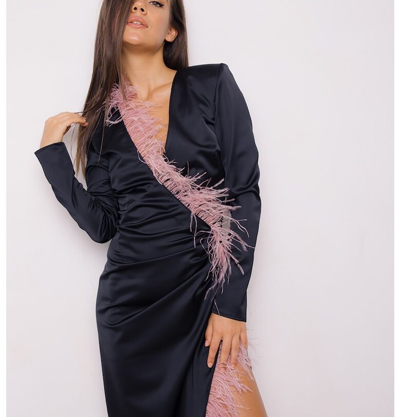 Рокля по тялото с пера Cactus the Brand