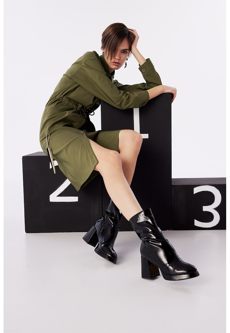 Рокля-риза с джобове на гърдите - Маслинено зелено TWIST